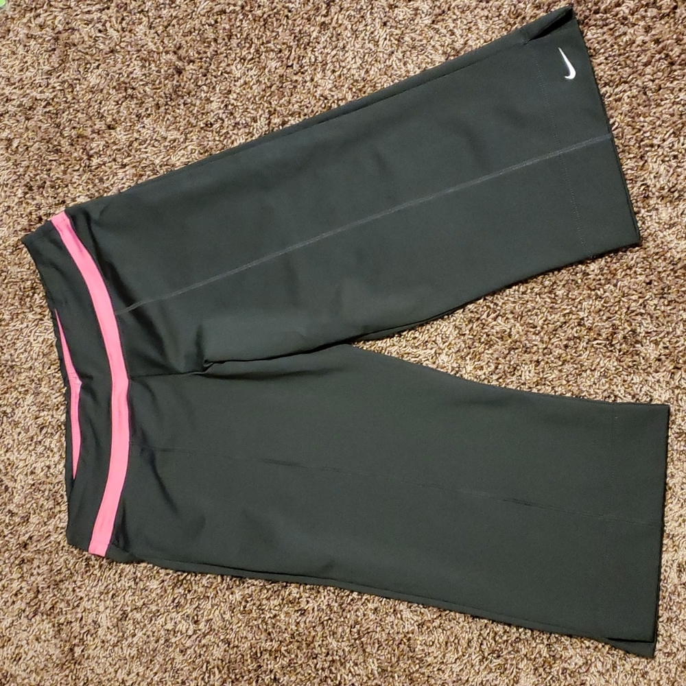 Nike capris